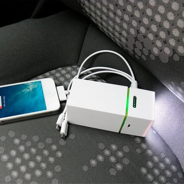 Power bank de 10,000 mAh.