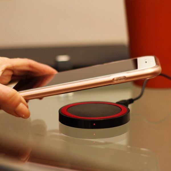 Cargador con tecnología wireless.