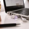 Memoria USB de cristal con luz led.